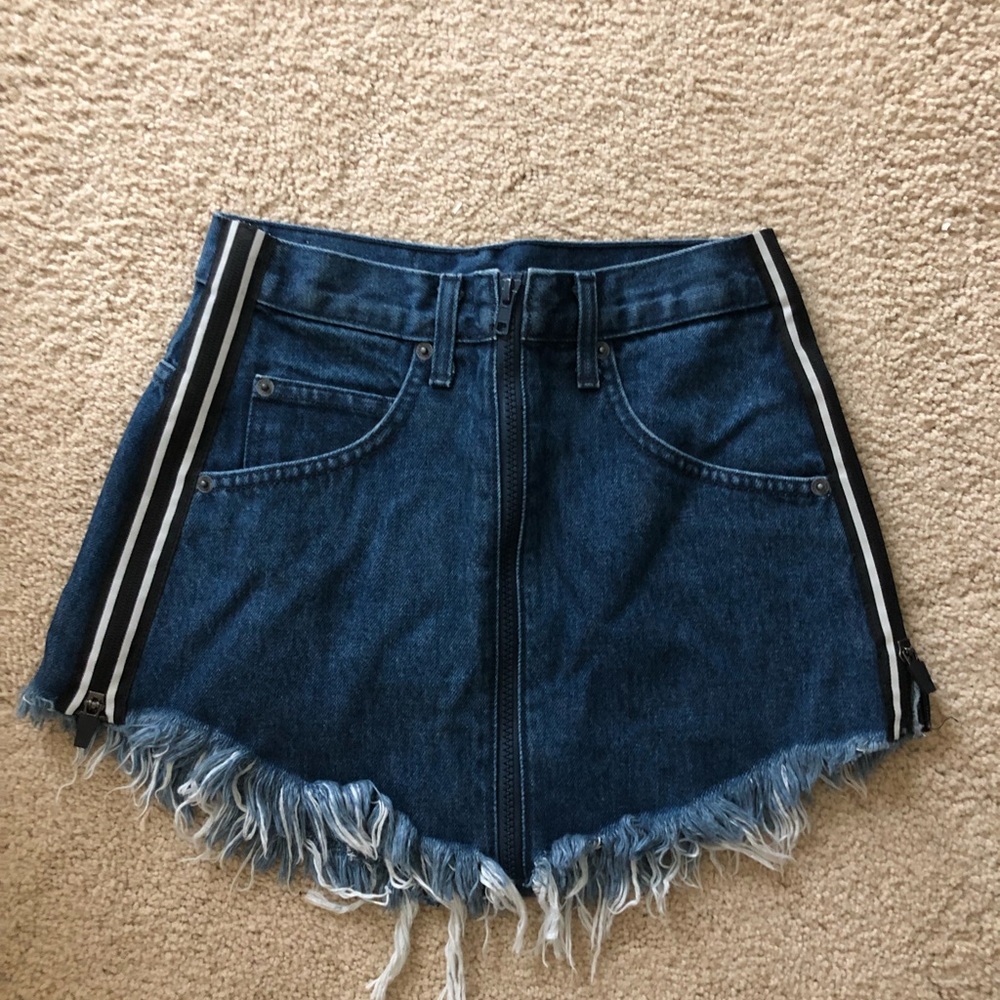 carmar denim skirt with zippers